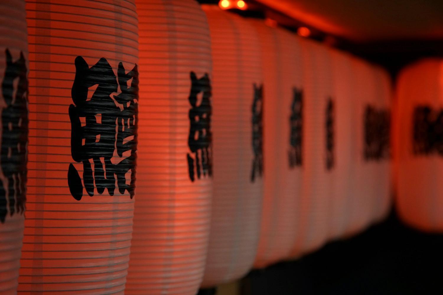 Fukufuku Sushi-Themed Guesthouse Киото Экстерьер фото